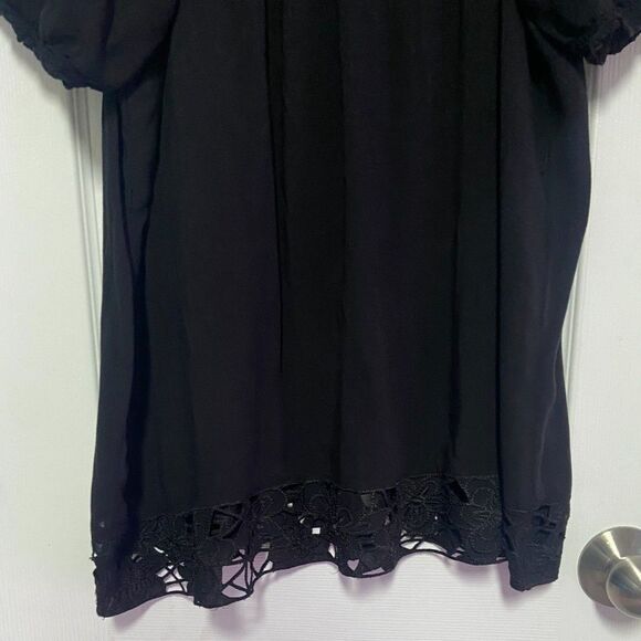 BCBGMaxAzria Tunic Dress Women's Large Black Mini Shift Puff Sleeve Lace Detail - Picture 6 of 9
